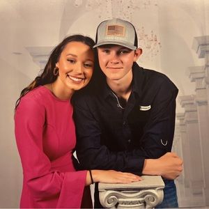 Meet your Posher, Leah